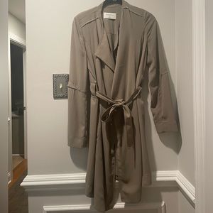 Aritzia Babaton Quincy Jacket Modern Trench Coat